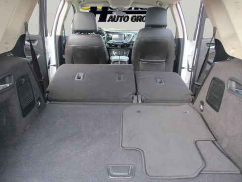 Used 2018 Buick Envision Essence image 13