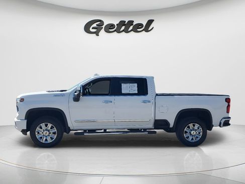 Used 2025 Chevrolet Silverado 2500 High Country w/ Z71 Off-Road Package image 8