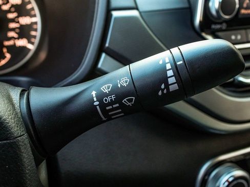 Used 2024 Nissan Altima 2.5 SR image 28