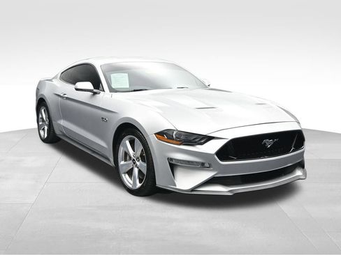 Used 2019 Ford Mustang GT Premium w/ Equipment Group 401A RWD image 7