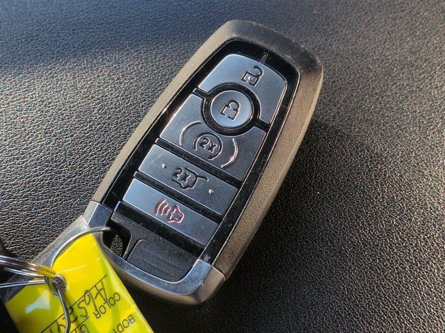 Used 2021 Ford Edge ST-Line FWD image 26