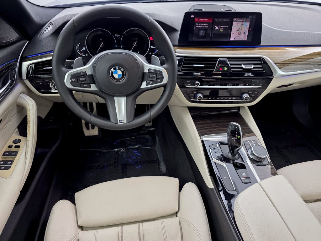 Used 2019 BMW 540i w/ M Sport Package RWD image 13