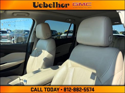 Used 2019 Buick Envision Premium AWD/4WD image 22