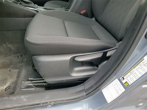 Certified 2025 Toyota Corolla LE image 12