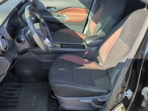 Used 2021 Nissan Kicks SR w/ Interior Electronics Package image 10