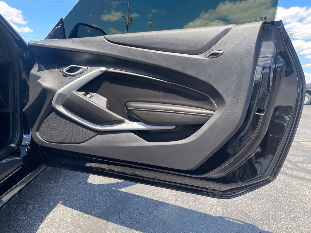 Used 2024 Chevrolet Camaro LT RWD image 14