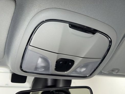 Used 2022 Jeep Cherokee Trailhawk w/ Premium Leather Package image 31