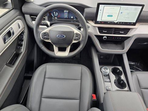 New 2026 Ford Explorer Active w/ Active Comfort Package image 24