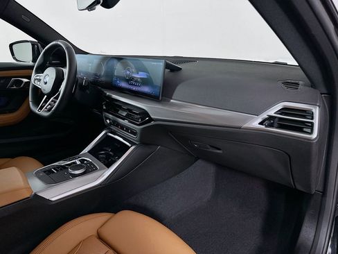Used 2025 BMW 230i Coupe w/ M Sport Package RWD image 30