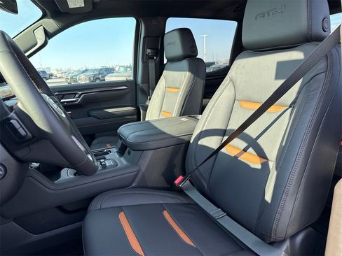 New 2026 GMC Sierra 1500 AT4 w/ AT4 Premium Package image 16