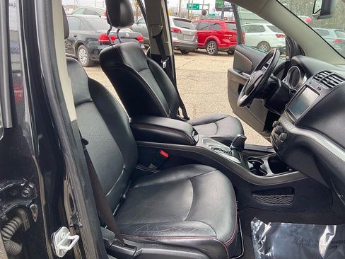 Used 2017 Dodge Journey GT FWD image 18