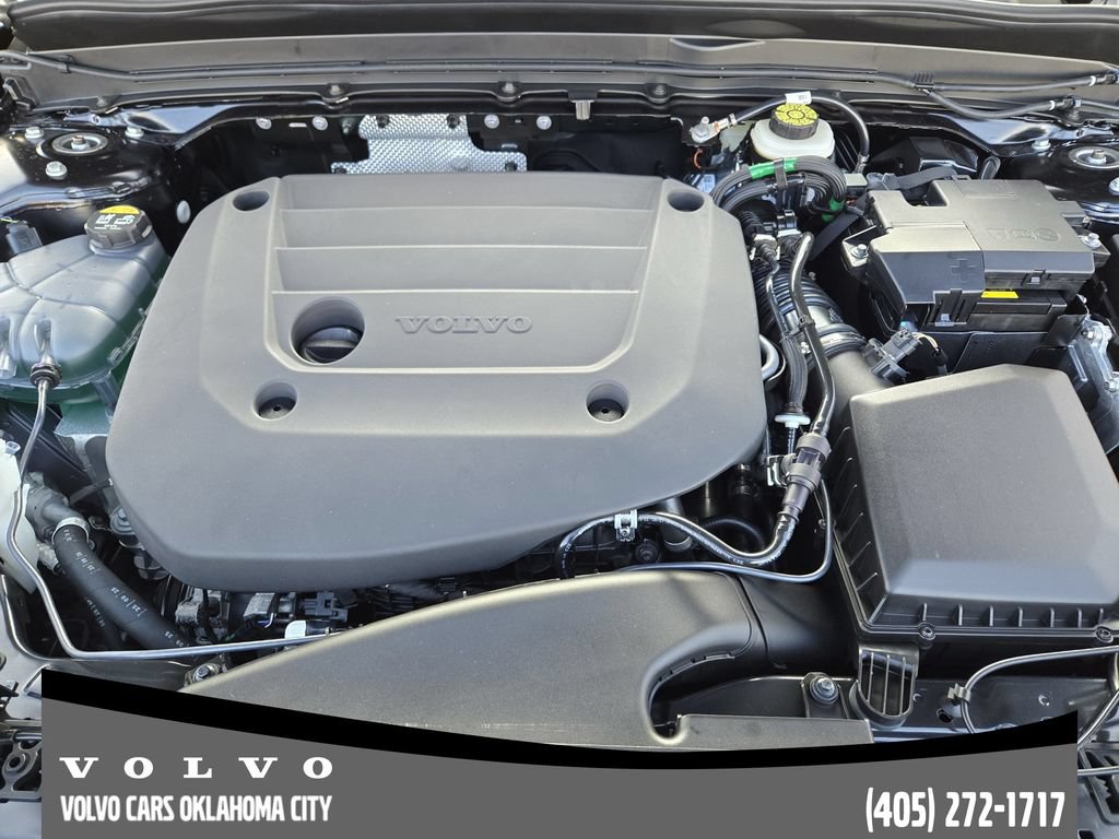 Used 2026 Volvo XC40 B4 Core w/ Protection Package Premier FWD image 30