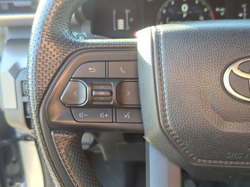 Used 2024 Toyota Tacoma SR5 RWD image 15