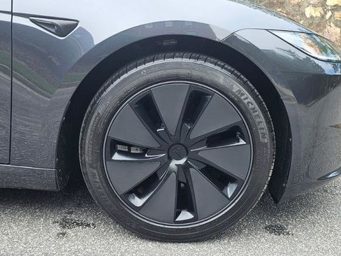 Used 2024 Tesla Model 3 Long Range RWD image 17