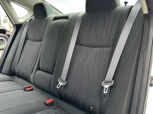Used 2019 Nissan Sentra SV FWD image 33