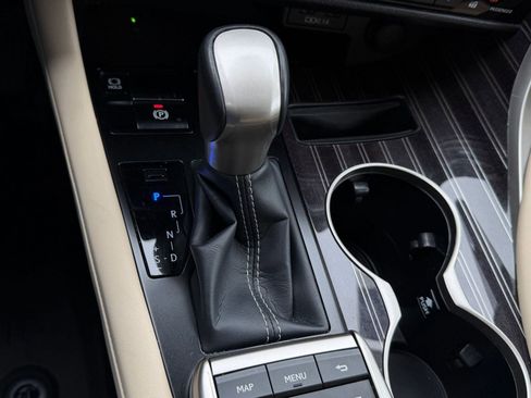 Certified 2021 Lexus RX 450h AWD w/ Luxury Package image 16