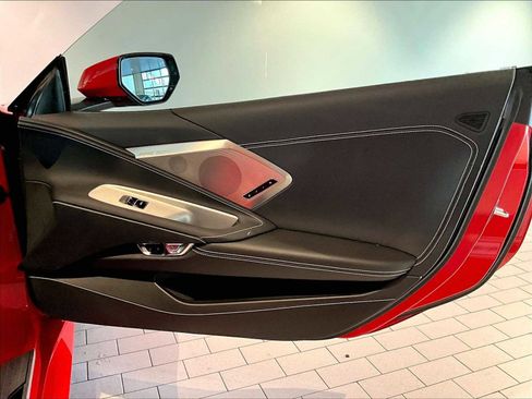 Used 2023 Chevrolet Corvette Stingray Preferred Cpe w/ Z51 Performance Package image 27