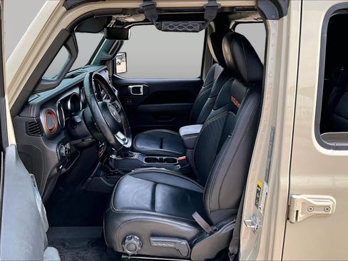 Used 2020 Jeep Gladiator Mojave AWD/4WD image 8
