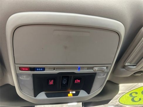 Used 2023 Subaru Forester Premium image 30