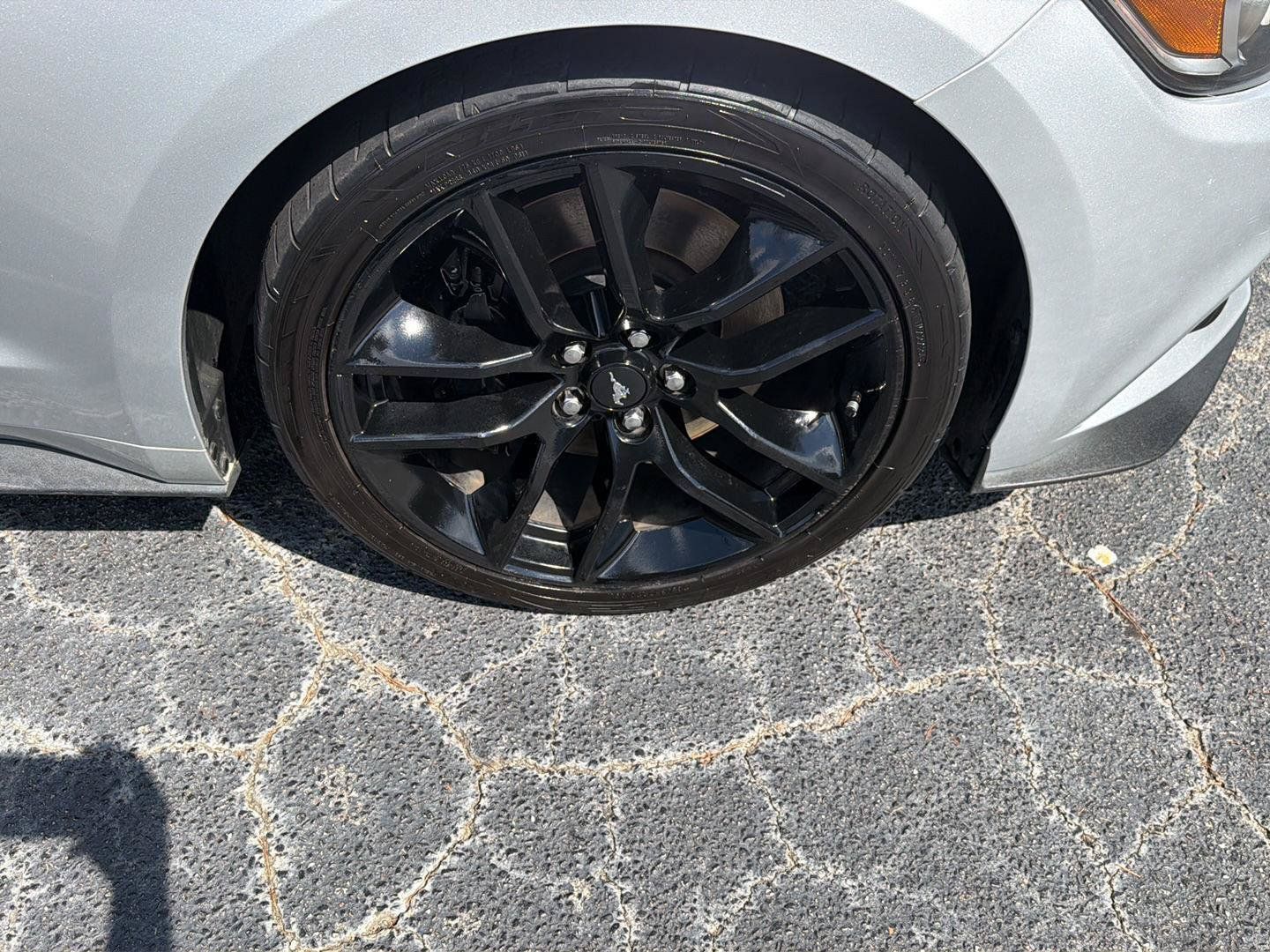 Used 2016 Ford Mustang GT Premium RWD image 36