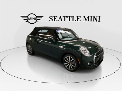 Used 2018 MINI Cooper S image 2