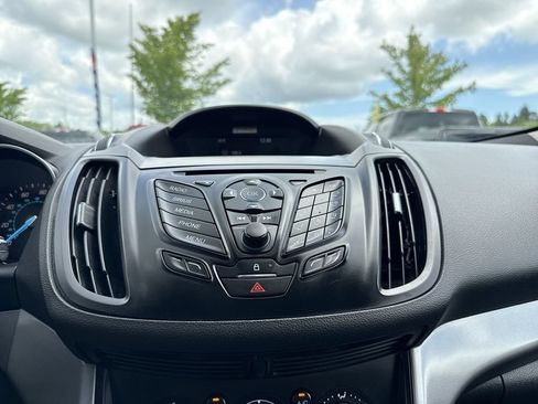 Used 2016 Ford Escape SE AWD/4WD image 21