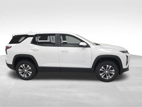 New 2026 Chevrolet Equinox LT image 6