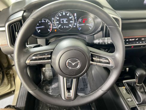 Used 2023 MAZDA CX-50 Meridian Edition AWD/4WD image 11