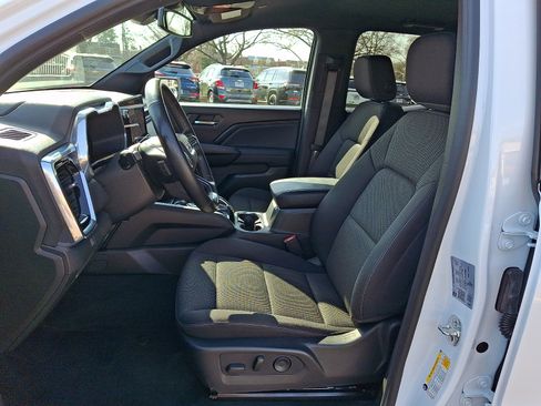 Used 2025 GMC Canyon Elevation w/ Convenience Package AWD/4WD image 13