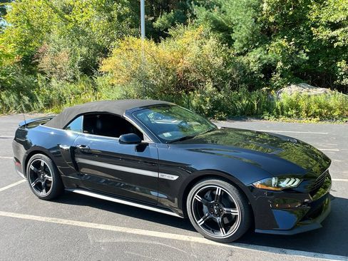 Used 2020 Ford Mustang GT Premium w/ Equipment Group 401A RWD image 8