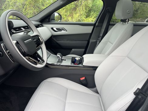 New 2026 Land Rover Range Rover Velar S image 4