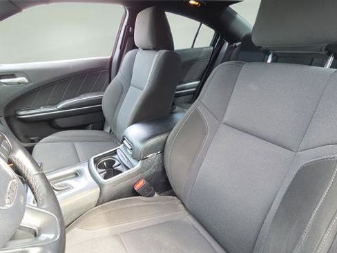 Used 2020 Dodge Charger SXT image 26
