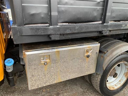 Used 2011 RAM 5500 4x4 Crew Cab w/ HD Snow Plow Prep Group image 23