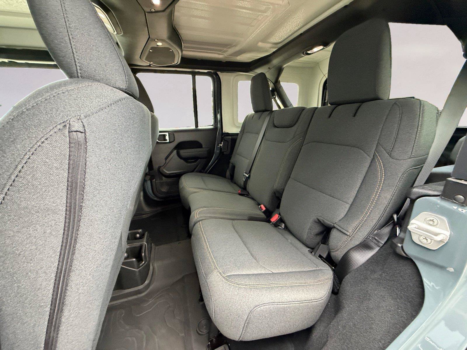 Used 2026 Jeep Wrangler Unlimited Sport AWD/4WD image 13