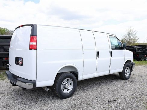New 2026 Chevrolet Express 2500 w/ Driver Convenience Package RWD image 12