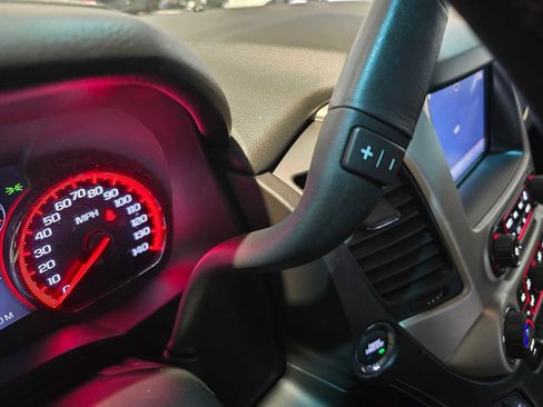 Used 2015 GMC Yukon Denali image 36