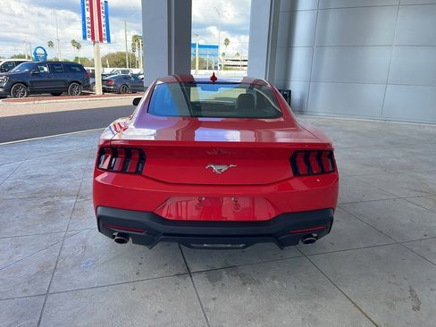 Certified 2024 Ford Mustang Coupe image 6