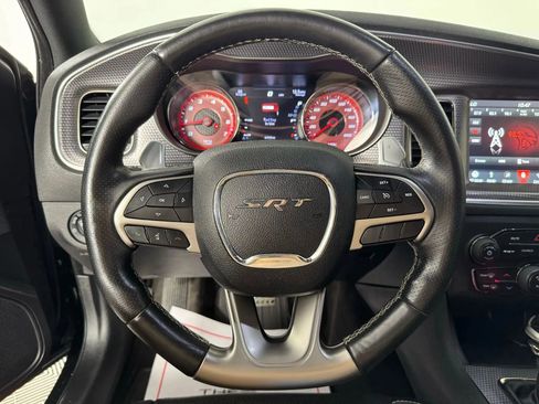 Used 2018 Dodge Charger SRT Hellcat RWD image 13