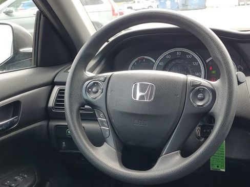 Used 2015 Honda Accord LX image 24
