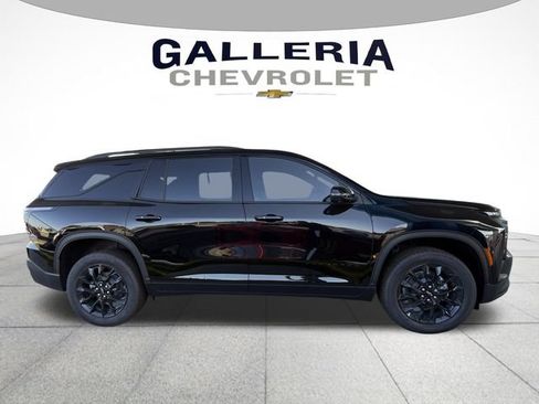 New 2026 Chevrolet Traverse LT w/ Midnight/Sport Edition FWD image 1