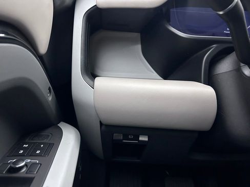 Used 2022 Land Rover Defender 110 XS Edition image 49