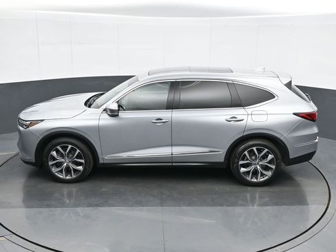 Used 2024 Acura MDX SH-AWD w/ Technology Package image 20