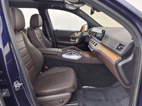 Used 2022 Mercedes-Benz GLS 450 4MATIC image 16