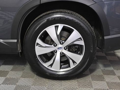 Used 2023 Subaru Ascent Premium w/ Convenience Package image 21