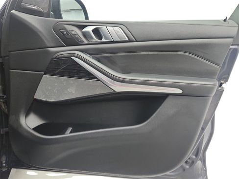 Used 2020 BMW X7 M50i image 30