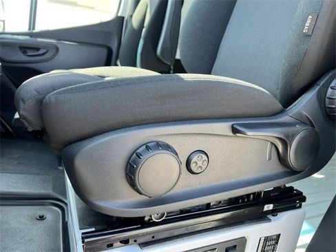 New 2024 Mercedes-Benz Sprinter 144 Cargo image 9