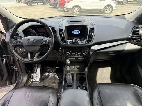 Used 2018 Ford Escape SE w/ SE Sync 3 Package FWD image 17