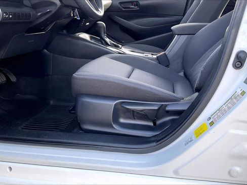 Used 2024 Toyota Corolla LE image 55