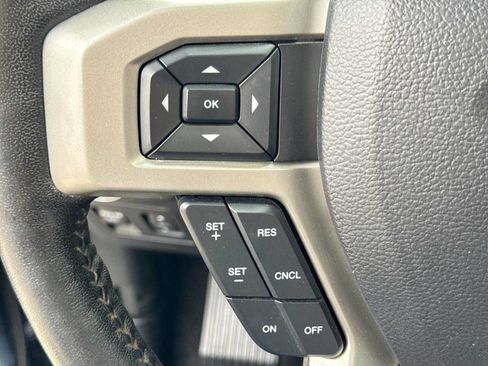 Used 2020 Ford F150 Lariat w/ Equipment Group 502A Luxury AWD/4WD image 23