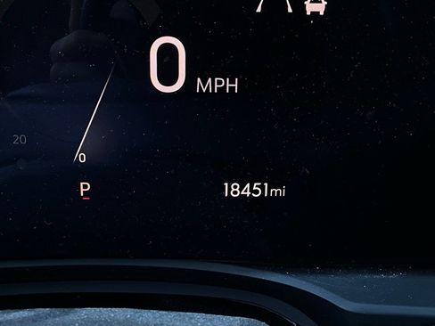 Used 2025 Buick Envista Sport Touring image 37